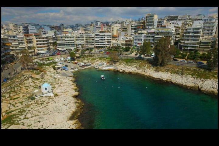 Appartamento Φωτεινό Διαμέρισμα Πειραιας Pireo Esterno foto